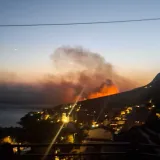 Buknula tri požara u Dalmaciji, dijelom zatvorili magistralu: 'Vatru smo vidjeli s balkona'