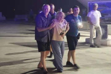 Na&scaron;a reporterka usred vatrene drame u Omi&scaron;u: 'Ljudi plaču, bježe, izgorjela je tvrđava Fortica'