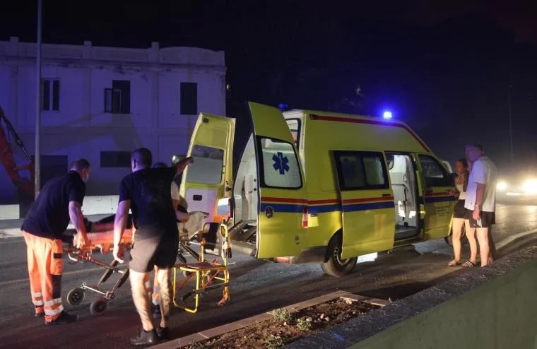 Na&scaron;a reporterka usred vatrene drame u Omi&scaron;u: 'Ljudi plaču, bježe, izgorjela je tvrđava Fortica'