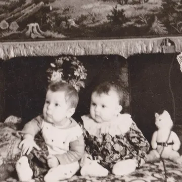Blizanci navr&scaron;ili 100 godina: Podijelili su jednostavne obiteljske tajne dugovječnosti