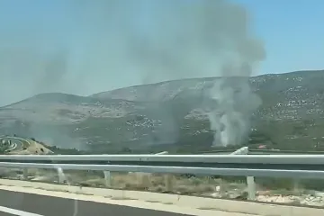 Novi požar u Dalmaciji: Gori iznad Trogira