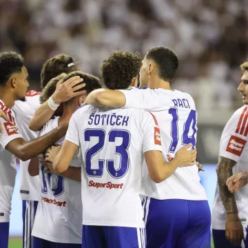 Poznate točne satnice: Evo kad Hajduk i Rijeka igraju play-off Konferencijske lige
