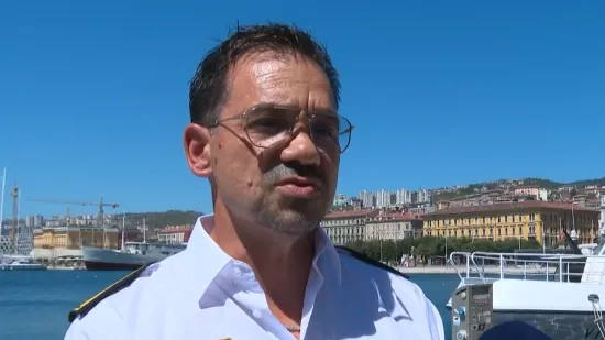 Nisu imali kamo pa bježali u more: 'Skakali su i na SUP-ove, mi smo ih spa&scaron;avali'
