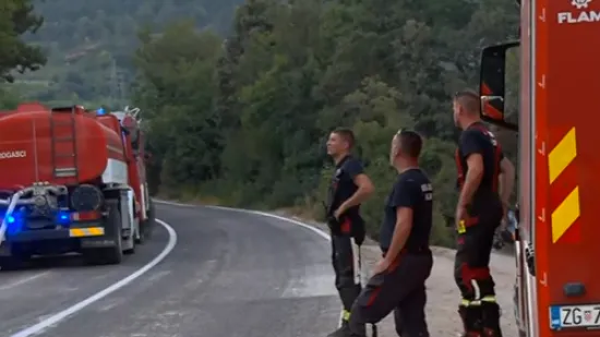 Vatrogasci prona&scaron;li eksplozivnu napravu na Pelje&scaron;cu! 'Sve se zapalilo oko nje'