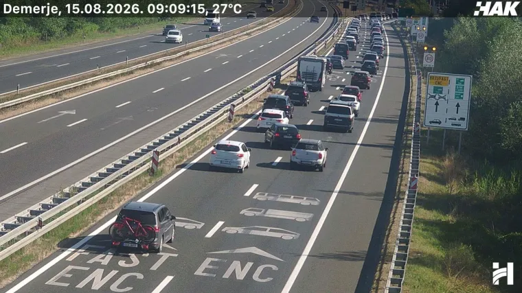 Krenuo veliki val prema moru: Na A1 kolona od 9 kilometara, gužve na vi&scaron;e pravaca