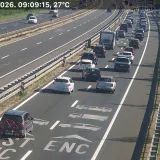 Krenuo veliki val prema moru: Na A1 kolona od 9 kilometara, gužve na vi&scaron;e pravaca