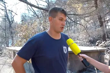 Kakvo je stanje na požari&scaron;tu kod Omi&scaron;a? 'Hvala Bogu uspjeli smo, obranili smo &scaron;to se moglo'