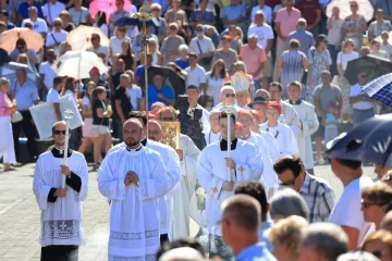 Marijanska sveti&scaron;ta danas su bila puna: 'Ako ti je te&scaron;ko, onda ode&scaron; tu i vrati&scaron; se preporođen'