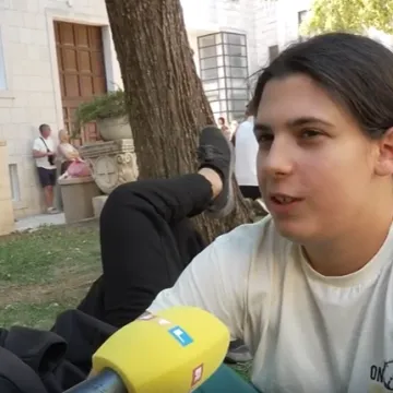 Lara hodočasti u Sinj već treći put s istom nakanom: 'Samo da Hajduk bude prvi, ali neće pa neće'