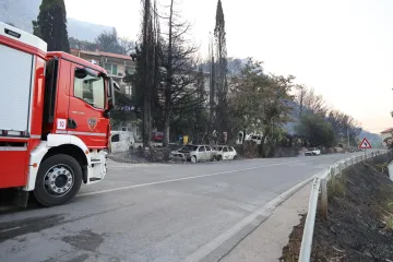 Vatrogasci i dalje na požarištima diljem Dalmacije: 'Moramo biti na oprezu'