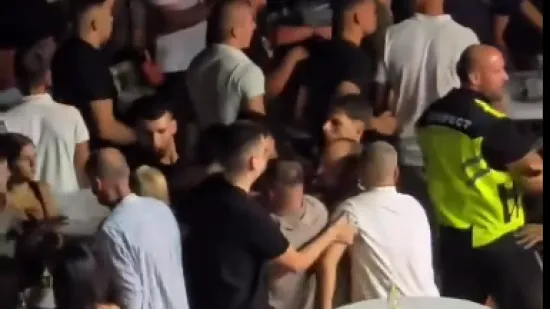 Masovna tučnjava na koncertu Amadeus benda u Crnoj Gori, intervenirali osiguranje i policija