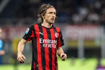 Modrićev potez odu&scaron;evio navijače: Milan akcijom od 23 dodavanja sru&scaron;io United