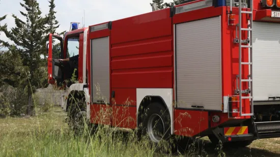 Pijan nakon noćnog provoda upaljačem izazvao požar na Čiovu? Uhvatile ga kamere, policija uhitila