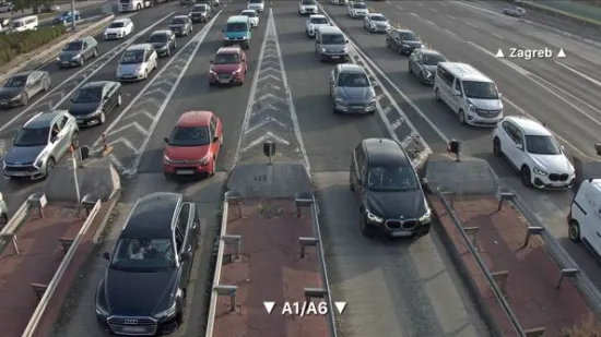 Stvaraju se gužve prema moru, HAK: 'Na ulazu u Zagreb kolona je oko četiri kilometra'