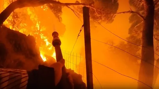 Amerikanci objavili video i naklonili se na&scaron;im junacima: 'Suluda snimka vatrogasaca heroja!'
