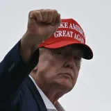 Trump zaprijetio savezniku zbog Hormu&scaron;kog tjesnaca: 'Bombardirat ćemo ih'