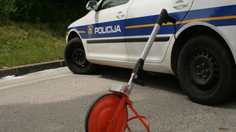 Masovna tučnjava na Gospu! Letjele &scaron;ake, palice, udarali se i nogama: Vi&scaron;e ljudi te&scaron;ko ozlijeđeno