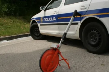 Masovna tučnjava na Gospu! Letjele &scaron;ake, palice, udarali se i nogama: Vi&scaron;e ljudi te&scaron;ko ozlijeđeno