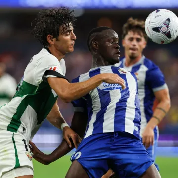 Deportivo se vratio u La Ligu, a onda je uslijedio spektakl na Riazoru