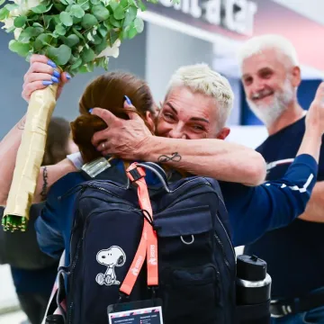 Zlato i srebro stigli u Hrvatsku, Saru dočekali obitelj i prijatelji, a onda je emotivna junakinja otkrila istinu