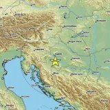 Slabiji potres uznemirio Petrinjce: 'Zagrmjelo i zadrmao je prozore'