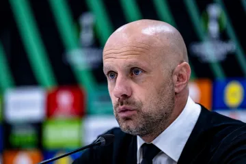 Sandro Perković odlazi s klupe nakon &scaron;to je izgubio jednu od 26 utakmica
