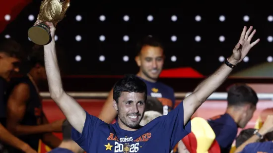 Barcelona predstavila gospodara prostora i vremena: Rodri je stigao na Camp Nou