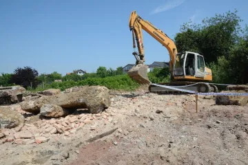 Šok u Jastrebarskom: Na mjestu planirane nove škole pronađeno 12.000 kubika zakopanog otpada