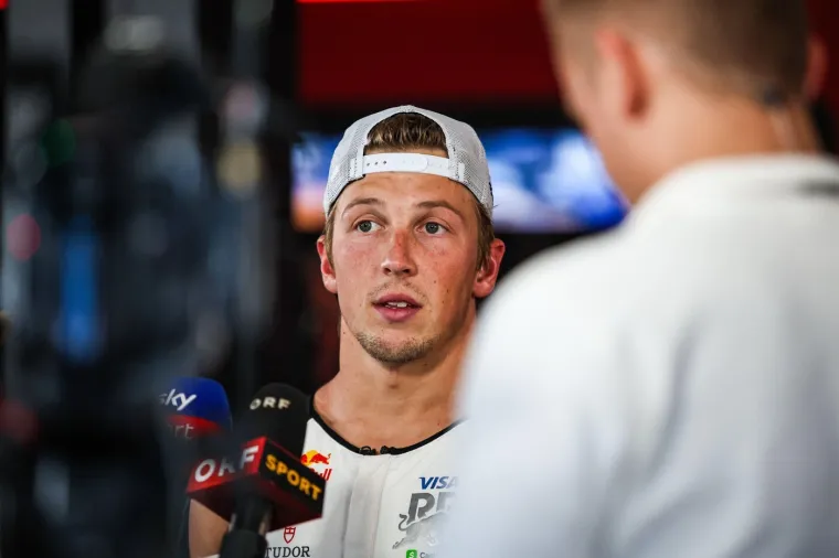 Hadjar zbog bizarne ozljede propu&scaron;ta VN Nizozemske, Red Bull u pomoć pozvao starog znanca