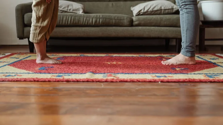 Za samo 15 minuta: Tepisi će mirisati svježe uz sastojak koji već imate u kuhinji