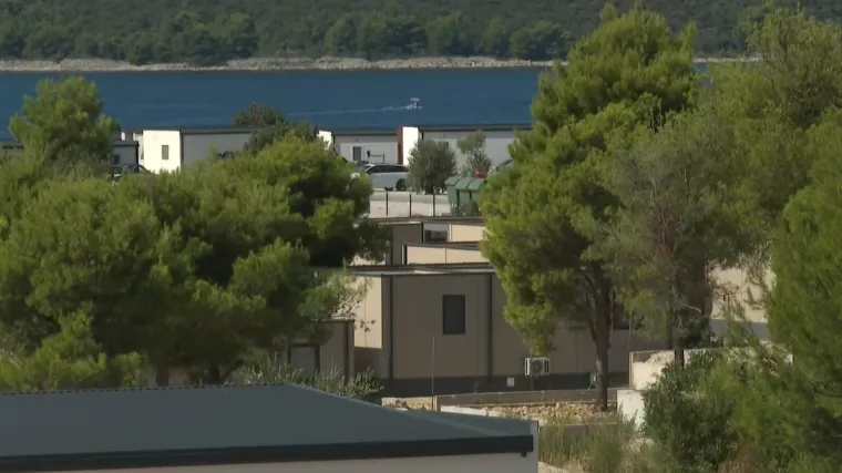 inspektori upali u ilegalni kamp sa 126 kućica i zapečatili ga, doznajemo: Idući tjedan 'pada' jo&scaron; jedan