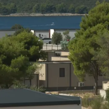 Usred sezone inspektori upali u ilegalni kamp i zapečatili ga, doznajemo: Idući tjedan 'pada' jo&scaron; jedan