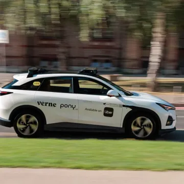 RevoIucija na zagrebačkim ulicama: Od danas preko Ubera možete naručiti vožnju u robotaksiju