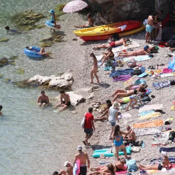 Godi&scaron;nji, ali telefon ne prestaje zvoniti: Čak 82 posto Hrvata ima isti problem