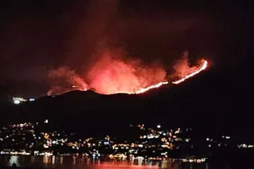 Vatra se račva prema Hrvatskoj! Jedan krak ide prema Rijeci dubrovačkoj, drugi prema Župi