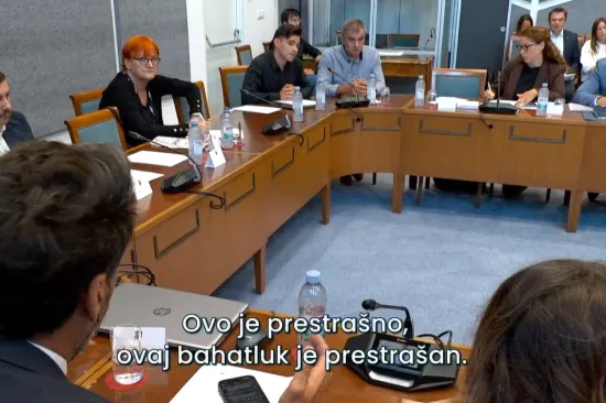 Jeste li primijetili ovo? Dok građani Gospića traže odgovore, neki zastupnici se smiju: 'Ovo je prestra&scaron;no'