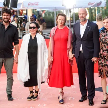Emily Watson među zvijezdama SFF-a, a pažnju privukle i poznate dame: Pogledajte tko je sve bio