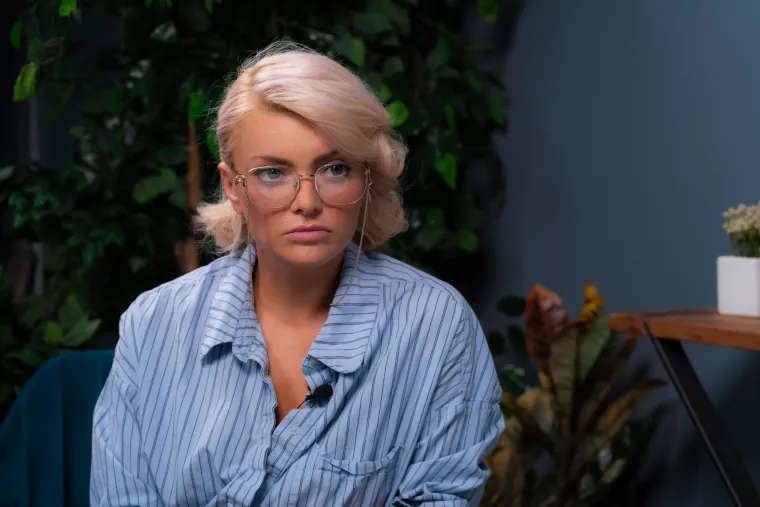 Ella Dvornik: 'Ljudi tro&scaron;e vrijeme da nekome napi&scaron;u da je glup, a mogli bi ga potro&scaron;iti da postanu pametniji'