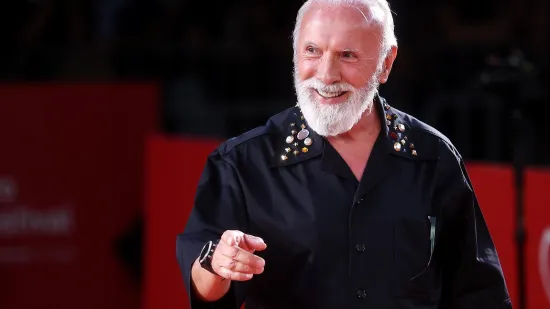 Za koncert u Kraljevu Dino Merlin unajmio tri hotela, za sebe najluksuzniji