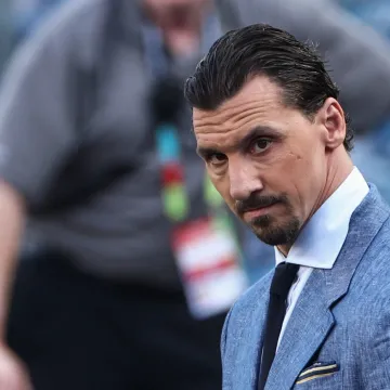 Ibrahimović u&scaron;ao u dvoranu i nastao kaos: Pogledajte reakciju djece