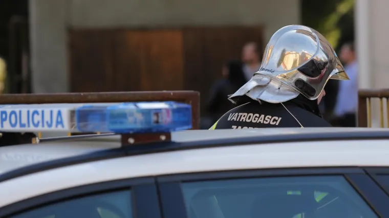 Dječaci zapalili vatru na Gripama pa ugledali policiju i dali se u bijeg: Jedan zavr&scaron;io u bolnici