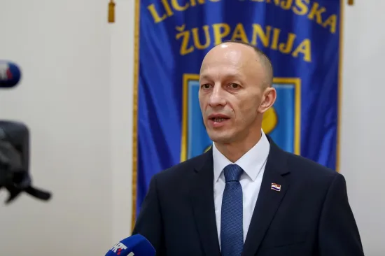 Župan Ernest Petry podnio ostavku s pozicije &scaron;efa ličkog HDZ-a: 'Radujem se budućoj suradnji'