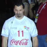 Ibrahimovć iza&scaron;ao na teren u Splitu uz ovacije, pogledajte kako je to izgledalo