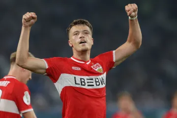 Hansa je prodavala lopte, a Pejčinović zabijao
