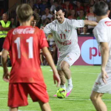 Zlatan oti&scaron;ao u izlazak nakon utakmice s djecom u Splitu, evo s kim je bio
