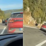 Snimka &scaron;okirala građane! Kod Labina izi&scaron;ao iz auta i krenuo na drugog vozača. A onda je ovaj dao po gasu...
