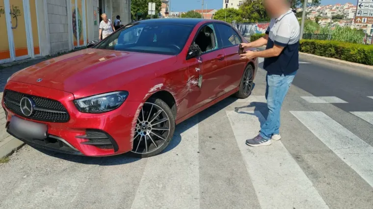 Novi napad na Srbe, dvoje ozlijeđenih: Pogledajte &scaron;to je ostalo od auta s 'pogre&scaron;nim' tablicama
