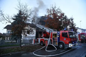 Požar u obiteljskoj kući u Solinu, jedna osoba stradala