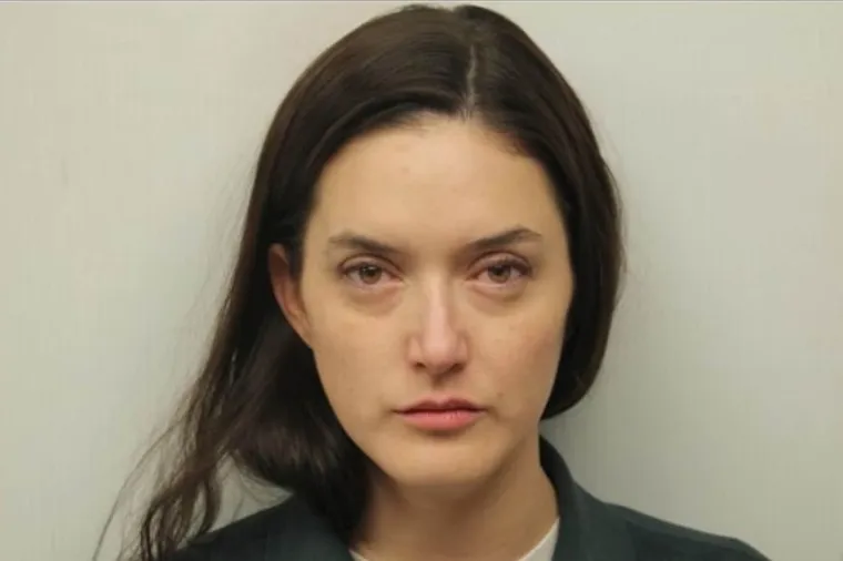 &Scaron;okantan potez &scaron;ogorice Justina Biebera: Bizarnim predmetom napala konobaricu