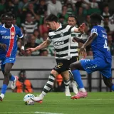 Sporting uvjerljiv protiv Alverce za preuzimanje vrha ljestvice